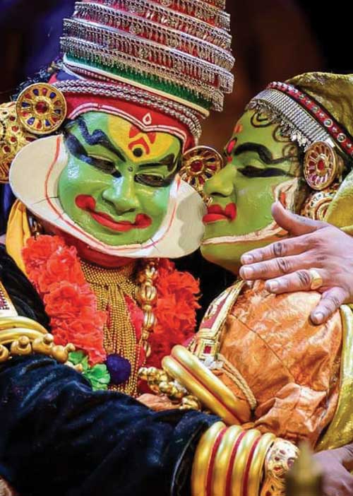 கிருஷ்ணன் ஆட்டம் உன்னிகிருஷ்ணன் புதூர் தமிழில் : சுரா