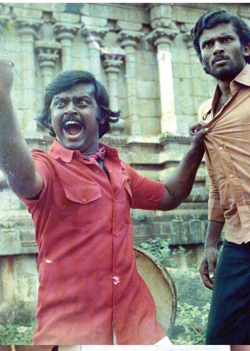 கருப்பு + சிவப்பு = புரட்சி! -திரைப்பட இயக்குநர் - வசனகர்த்தா லியாகத் அலிகான் (17)