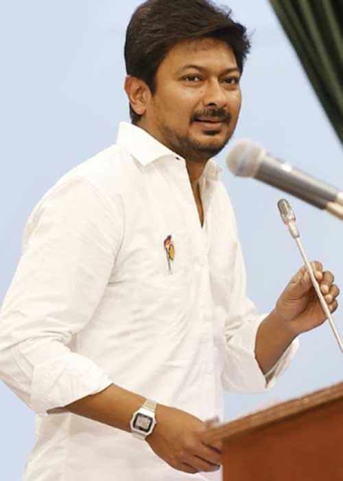 ராங்கால்-உதயநிதியைத் துண முதல்வர் ஆக்குங்கள்! -தி.மு.க.வில் விறுவிறுப்புக் குரல்! செந்தில் பாலாஜியின் பதவியைப் பறிக்க வேண்டும்! -அதிரடி காட்டும் கவர்னர் விஜய்- திரிஷா ஜோடியாக அரசியல் என்டரி! நெருக்கடி வளையத்தில் வேலுமணி!
