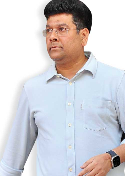 ராங்கால் அமைச்சர்கள், மா.செ.க்கள் மாற்றம்! சபரீசன் பட்டியல்! முதல்வரை சுற்றி தடுப்புச் சுவர் அதிகாரிகள்! பங்காளிகளுடன் மோதும் எடப்பாடி!