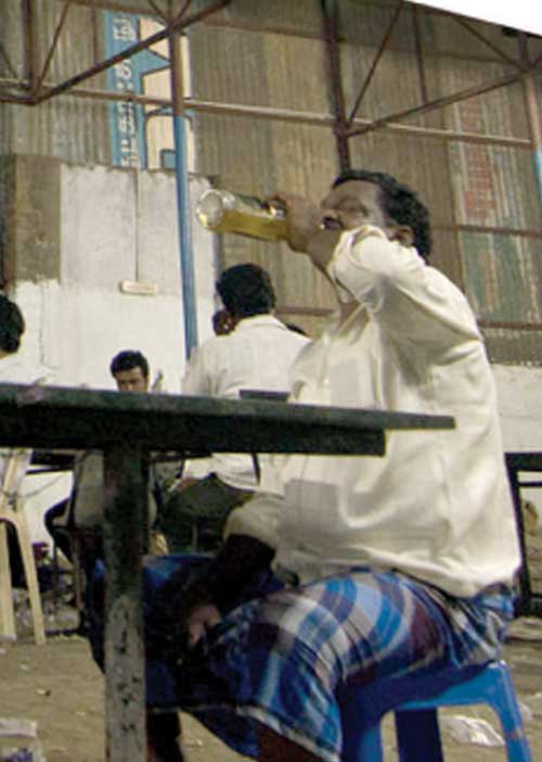 மீண்டும் டாஸ்மாக் மாஃபியாக்கள்!
