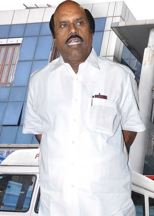 ரெய்டு அட்டாக்! ஐ.டி.லீக்ஸ்!