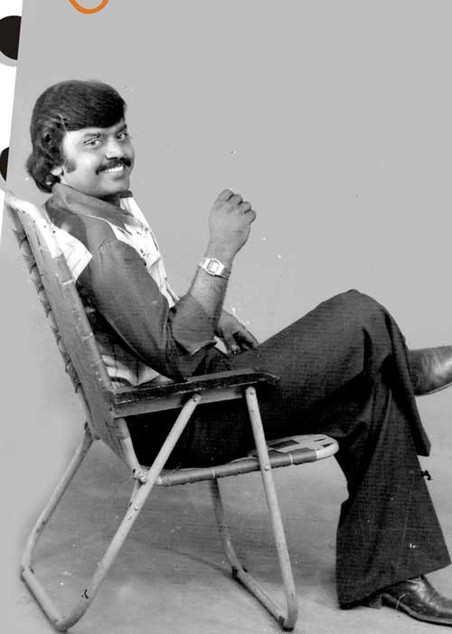 கருப்பு + சிவப்பு = புரட்சி! -திரைப்பட இயக்குநர் -வசனகர்த்தா லியாகத் அலிகான் (87)