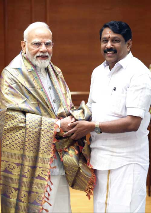 ஏன் தலைவர் ஆக்கினோம்! லி மாநிலத் தலைவரிடம் மோடி!