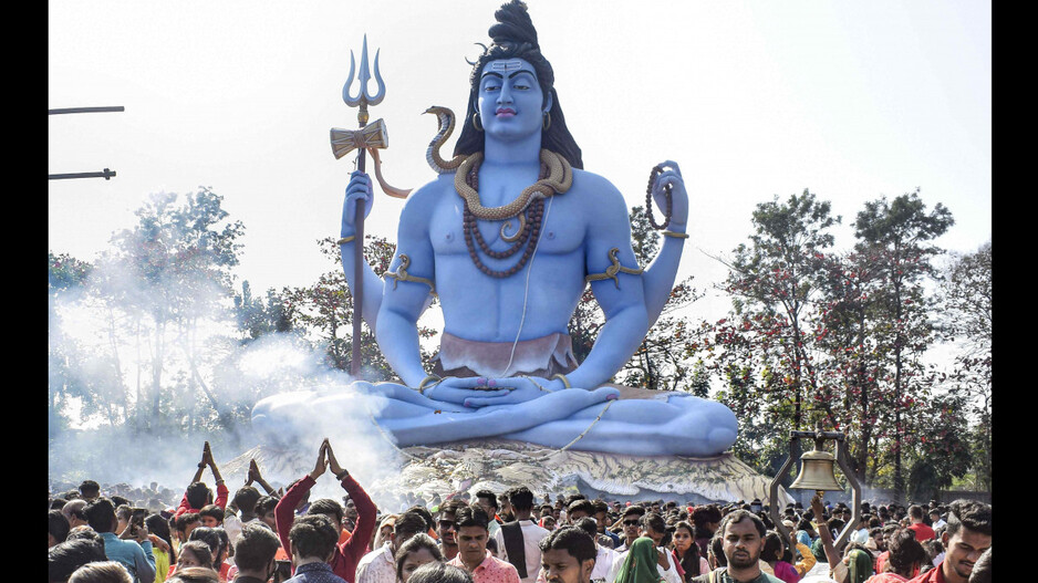 Maha Shivratri: Divinity, Resplendence Captivate Devotees On The Great Night Of Shiva