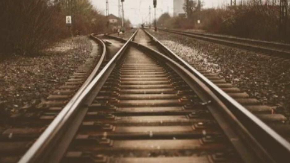 Body of bank employee found on railway track in Odisha