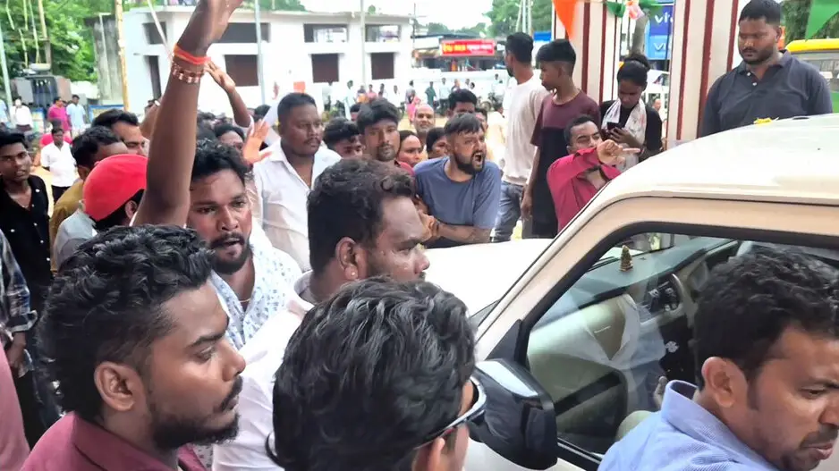 Student stabbed after dispute between rival school groups turns violent in Odisha