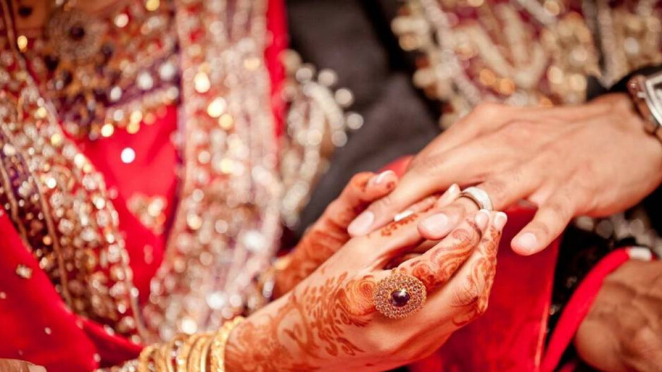 Groom spends Rs 55L on his wife-to-be; she turns out to be mother of 1 child