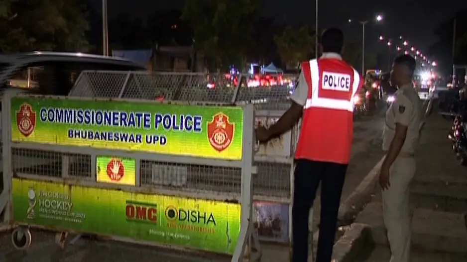 Drunk driving enforcement: Cops seize over Rs 4 lakh from car in Bhubaneswar