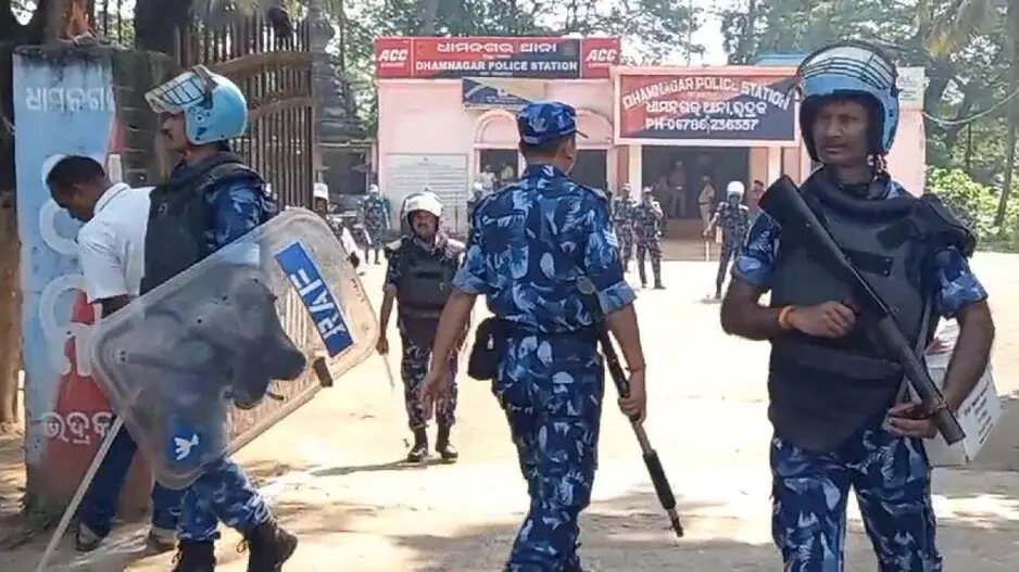 Don’t get agitated over social media posts, inform police: Odisha DGP after reviewing Bhadrak unrest