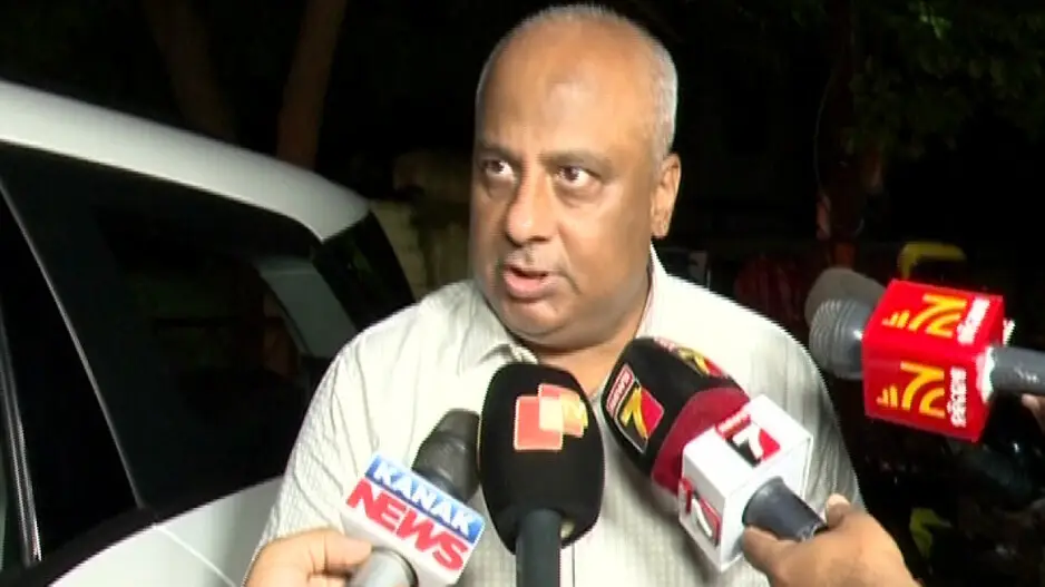 After Indian Army Major, youths misbehave with Indian Coast Guard DIG and his family in Odisha