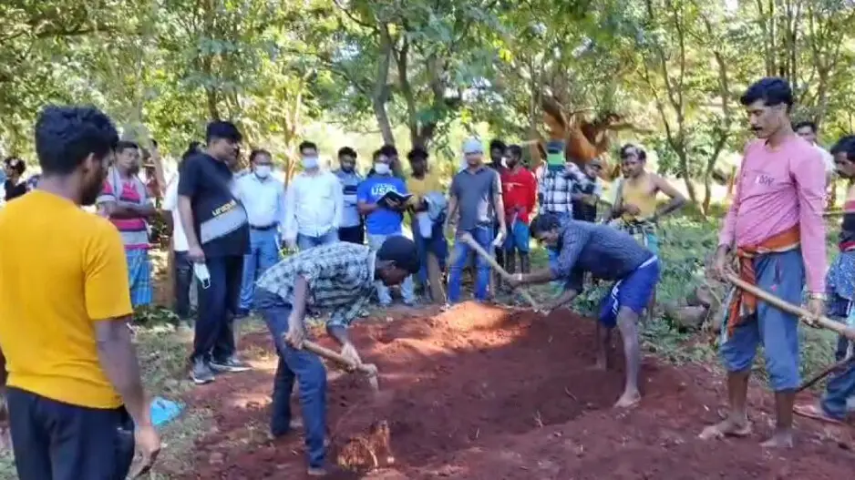 Accident victim's body exhumed after family accuses private hospital in Cuttack of organ theft