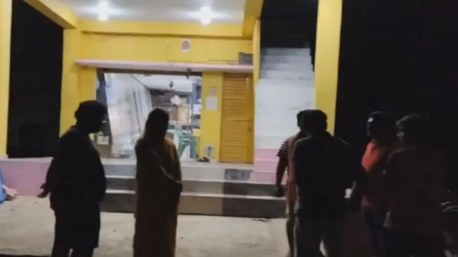 Bombs hurled at tiles shop in Odisha’s Khallikote over political rivalry