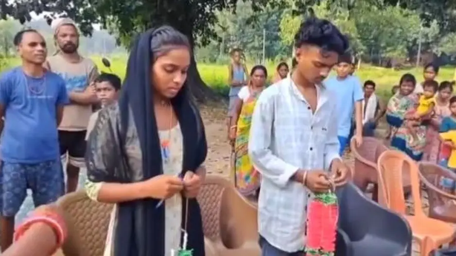 Woman attacks daughter with cricket bat during wedding with ‘chapri’ – Watch