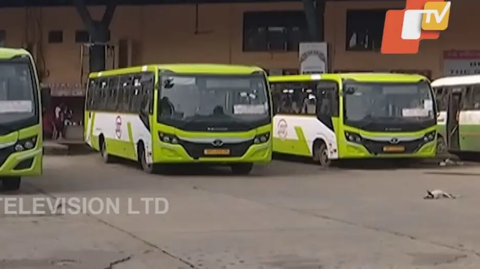 Mo Bus’ ticket collectors cease work over various demands in Sambalpur