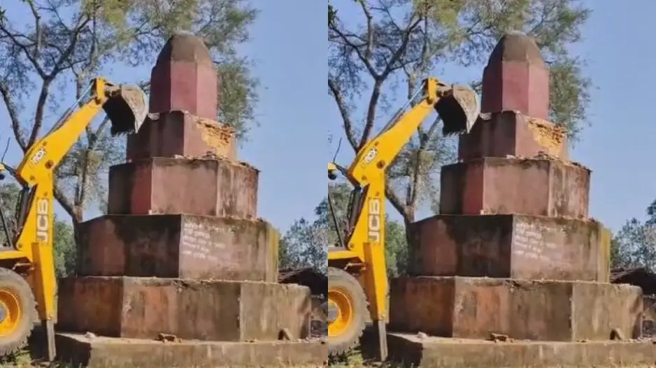 Security forces demolish memorials built by Naxals on Odisha border