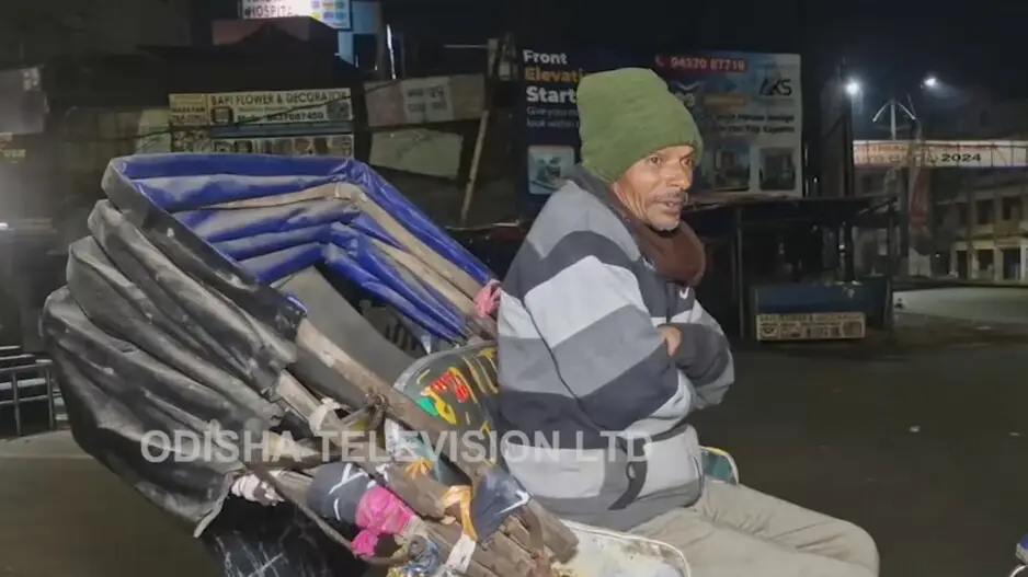 Rickshaw pullers in Odisha brave biting cold to work for survival