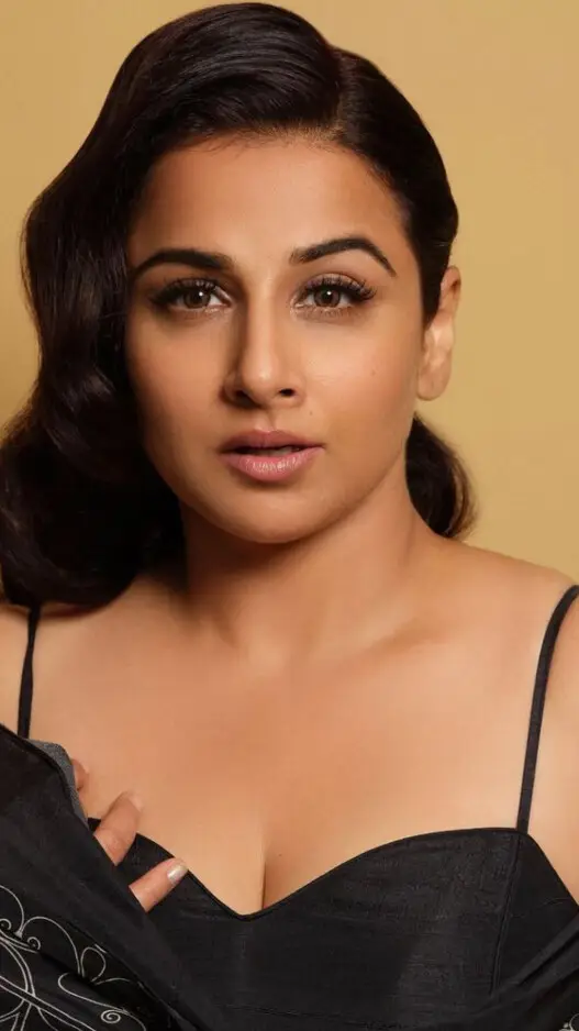 HBD Vidya Balan: Watch These 7 Iconic Performances of The Diva on OTT