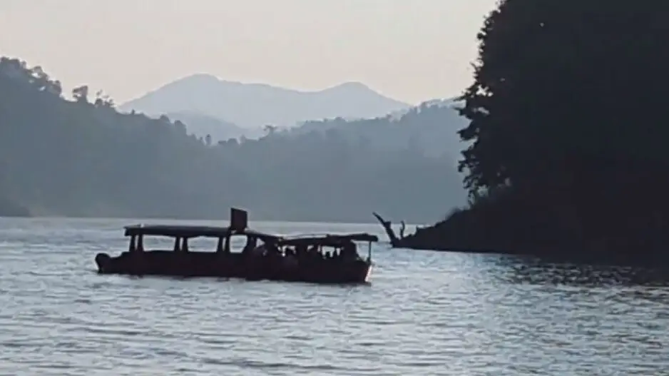 Tourists stranded in ‘Ill-maintained’ boat during leisure trip in Odisha