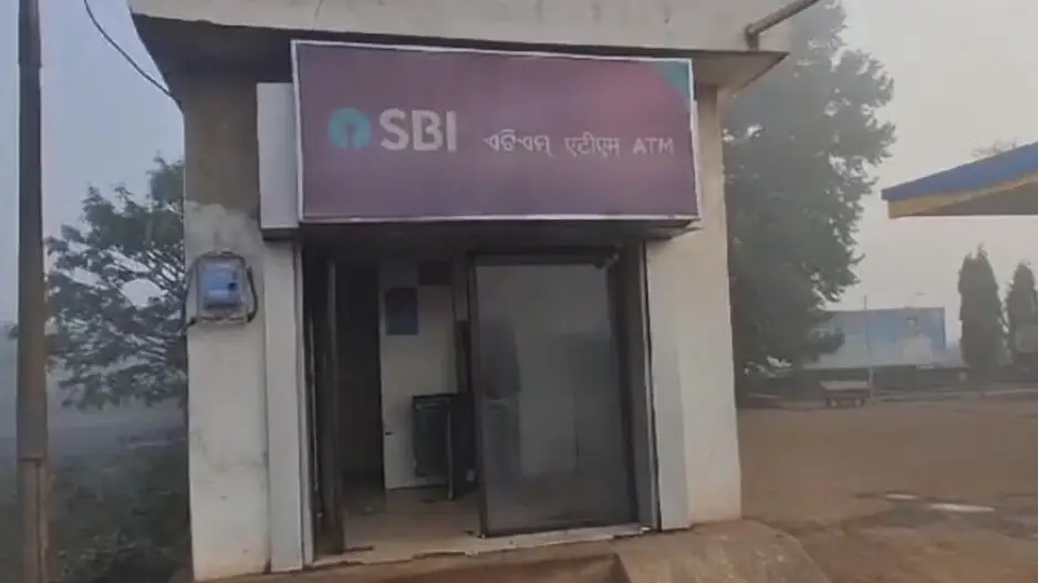 Miscreants loot ATM using gas cutter machine in Dhenkanal