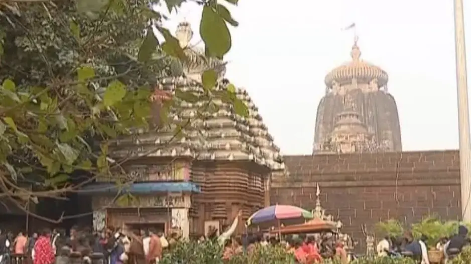 Lord Lingaraj goes hungry for third consecutive day as dispute between servitors continues