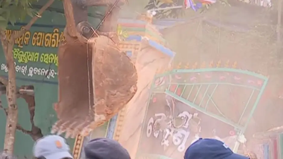 Controversial Baikuntha Dham Ashram razed to ground in Bhubaneswar