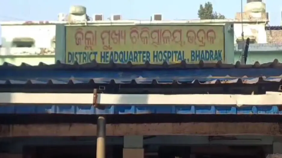 Alleging police inaction, Gujarat woman tries to kill self inside police station in Odisha
