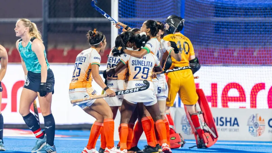 FIH Women’s Pro League: England thwart India fightback, win bonus point in shootout