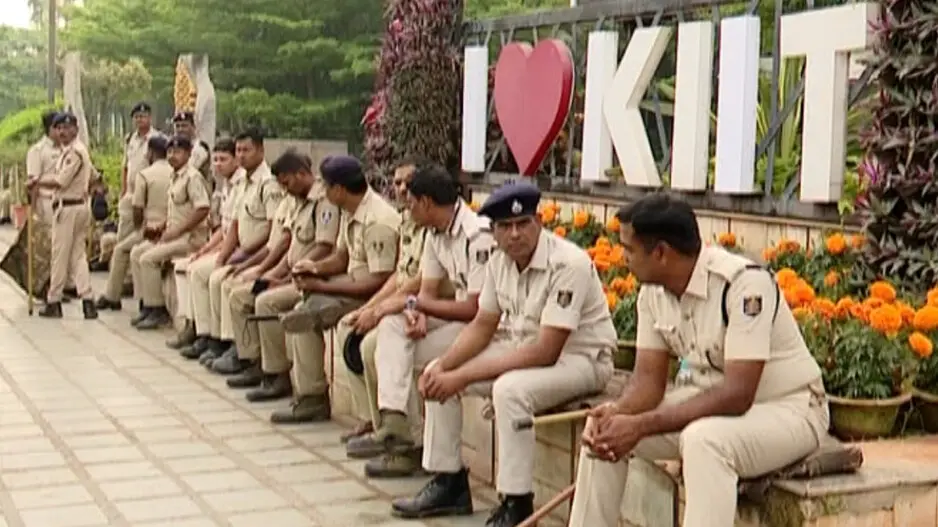 KIIT University girl student’s death: Post-mortem to be conducted today, security guards detained for assaulting students
