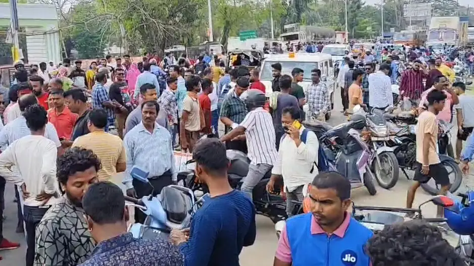 Woman dies after being run over by truck in Kendrapara, locals stage road blockade
