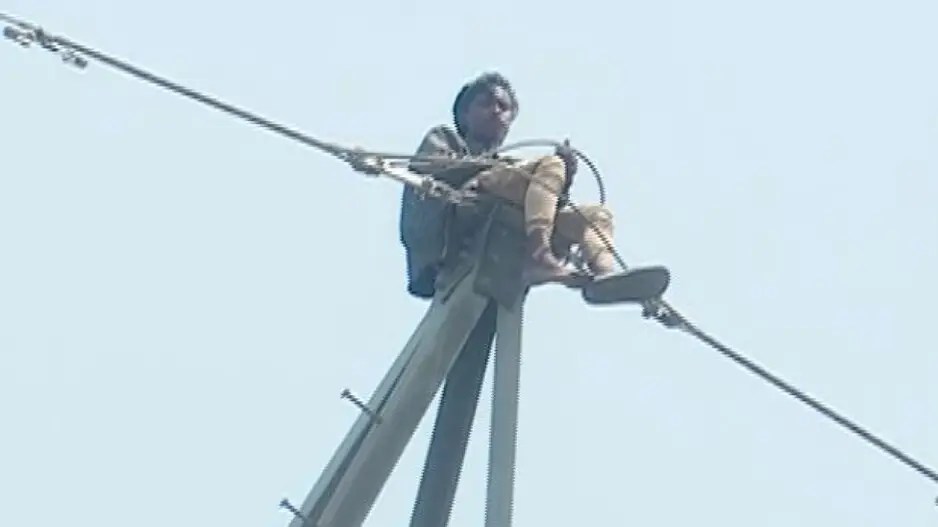 Youth climbs electric tower in Bolangir; officials launch rescue operation