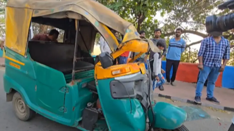 ‘Mo Bus drivers not obeying any rules:’ Mo Bus involved in another mishap in Cuttack