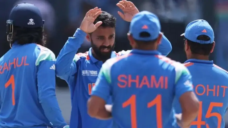 Champions Trophy 2025: India limit Australia to 264 all out after fine fifties from Smith and Carey