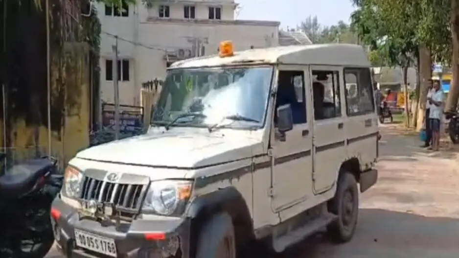 2 Odisha teachers accused of misbehaving with girl students, detained