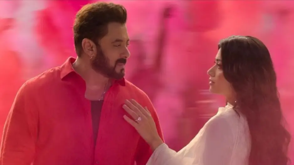 Rashmika Mandanna 'killed' like Asin; Salman Khan's Sikandar, a spiritual connection to Ghajini!