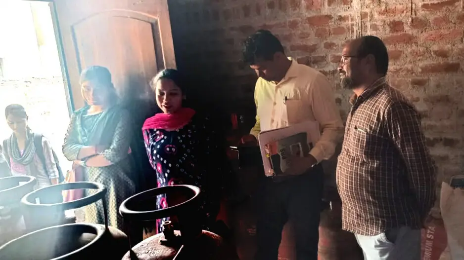 LPG cylinder illegal sale: Odisha man arrested for selling gas cylinders at higher prices