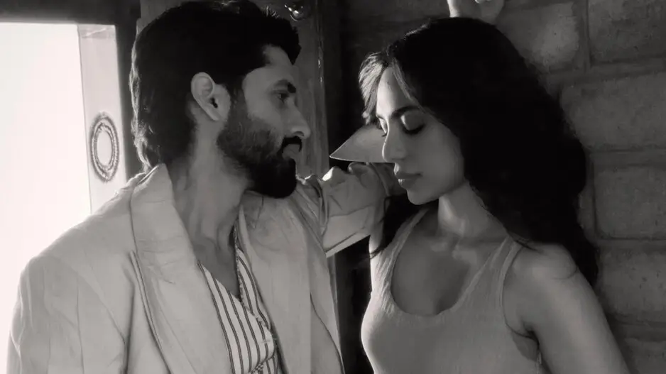 Clueless - Sobhita Dhulipala, Naga Chaitanya's latest photo shoot looks out of sync