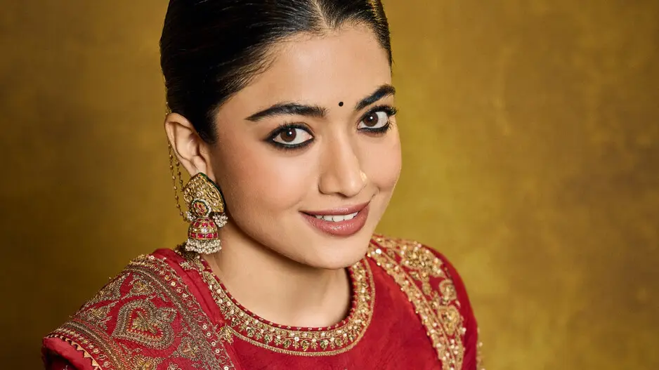 Rashmika Mandanna gets shock of her life at airport from paps Watch