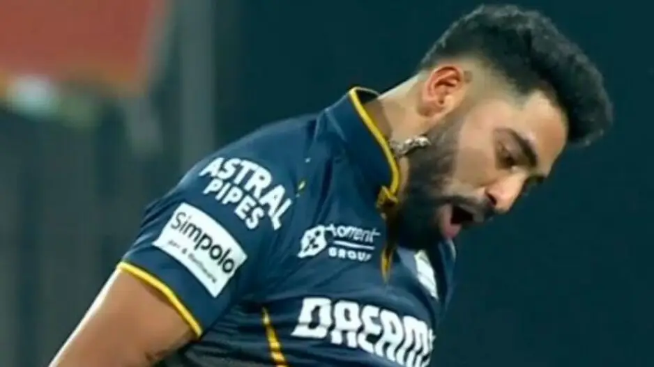 IPL 2025: Siraj picks 4-17 to restrict Hyderabad to 152/8
