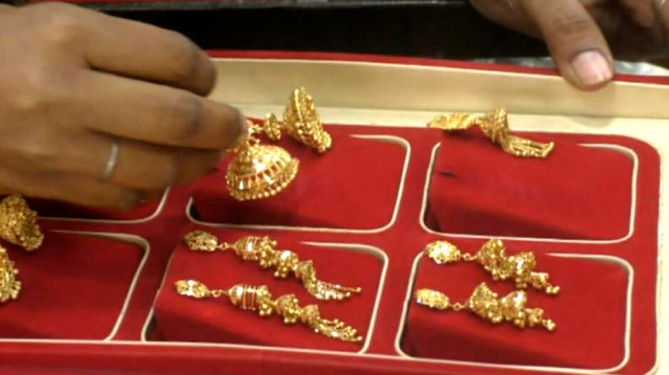 Gold slips Rs 110 to Rs 97,670/10 g; silver plunges Rs 1,000 to Rs 1.07 lakh/kg