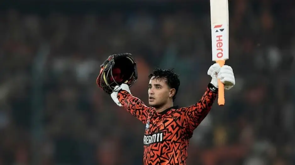 Watch: Abhishek Sharma's mother overjoyed by son's ton, her reaction breaks internet