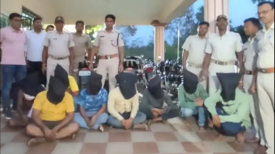 Bike theft gang busted in Odisha's Bargarh, 8 arrested