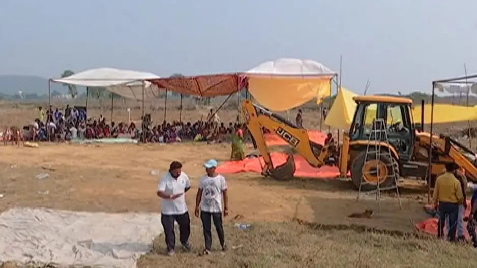 Youth hit by JCB machine during protest over railway project, dies in Rourkela