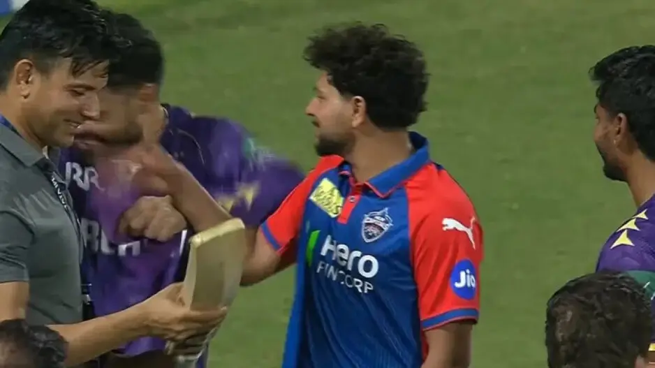 IPL 2025: Kuldeep Yadav slaps Rinku Singh twice - watch