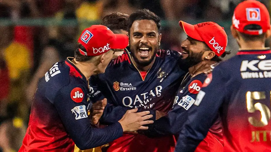 Dhoni takes blame on himself after CSK lose to RCB by 2 runs