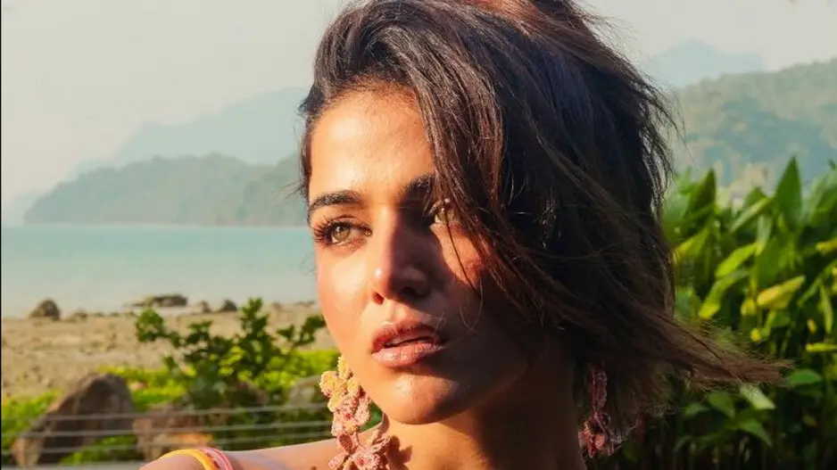 Harsh lighting or styling gone wrong? Wamiqa Gabbi's latest photoshoot leaves her fans confused