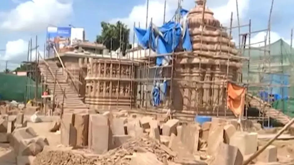 Three years, five missed deadlines: Maa Cuttack Chandi Temple wrapped in dust as construction work drags on