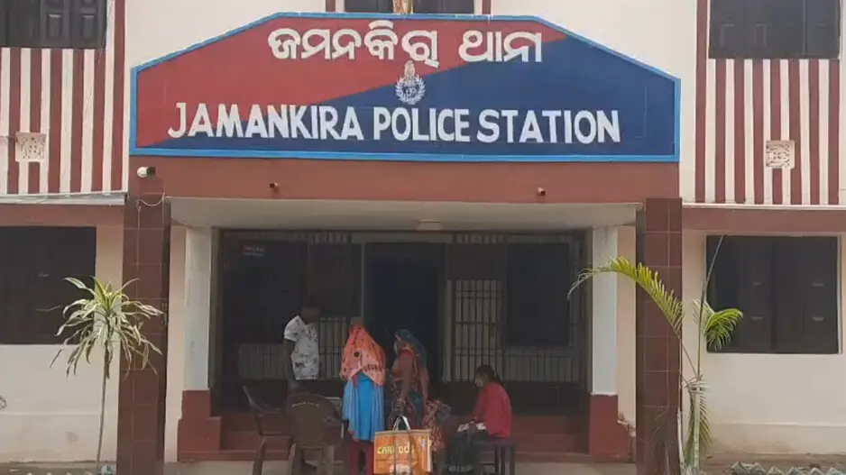 Minor girl allegedly raped inside temple premises in Odisha's Sambalpur; accused priest detained