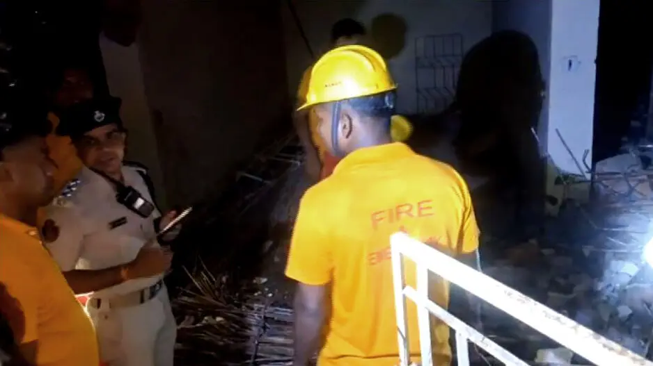 1 dead, 2 critically injured after roof collapses in Bhubaneswar