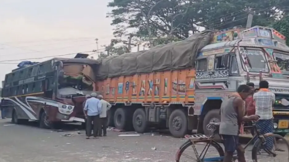 Two killed, several injured in two separate bus accidents in Odisha